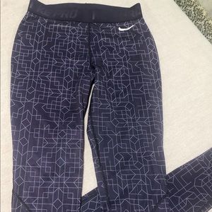 Dark purple Nike Pro leggings!